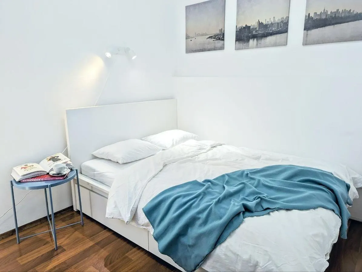Cozy Apartment In The Lassallestrasse 13! Wiedeń Austria